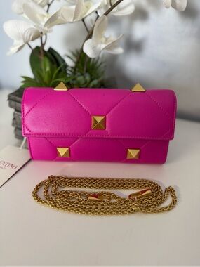 VALENTINO GARAVANI Roman Stud Wallet on Chain